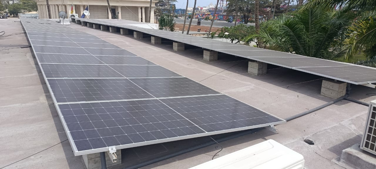 Solaranlage auf der Deutschen Botschaft in Benin